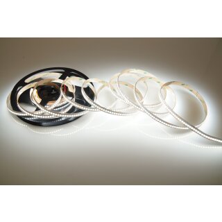 5 Meter LED Streifen 24V 2835 Kaltweiss 6500K 10,5W & 240 Leds/M IP20